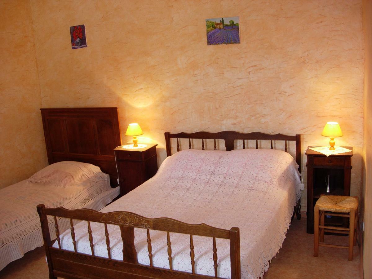 Location De Gites Les Sources Chambonas/Les Vans Rom bilde