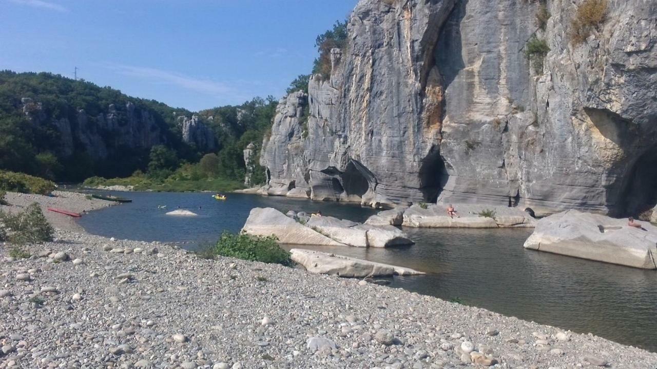 Location De Gites Les Sources Chambonas/Les Vans Eksteriør bilde