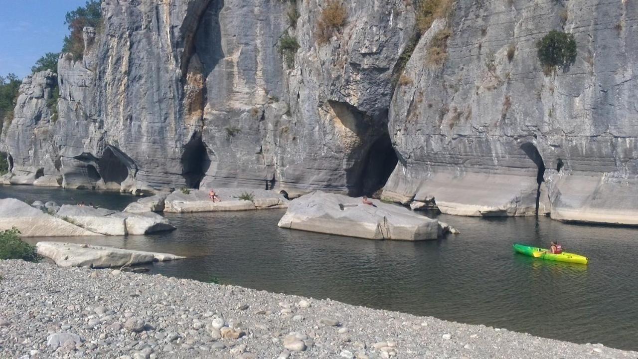 Location De Gites Les Sources Chambonas/Les Vans Eksteriør bilde